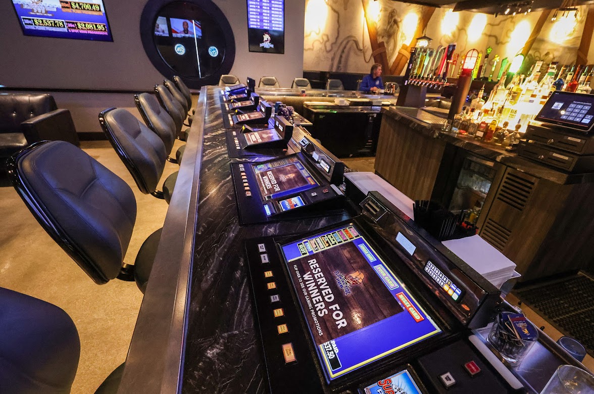 casino games at home party